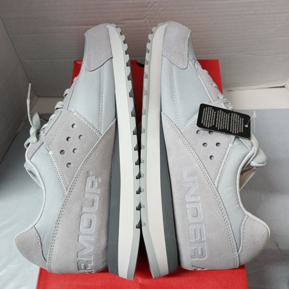 Under Armour Essential Runner Shoes Men SZ 11 Grey Running Sneakers 3028408-107 - Picture 6 of 8